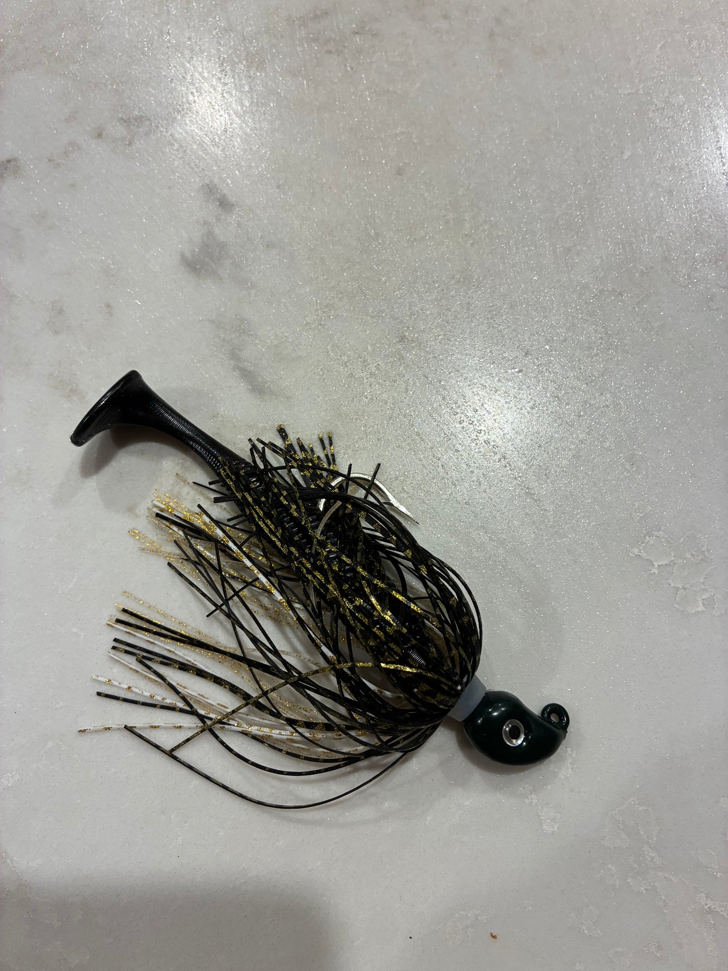 5/8 oz Swim jig -3.75 Paddle Tail